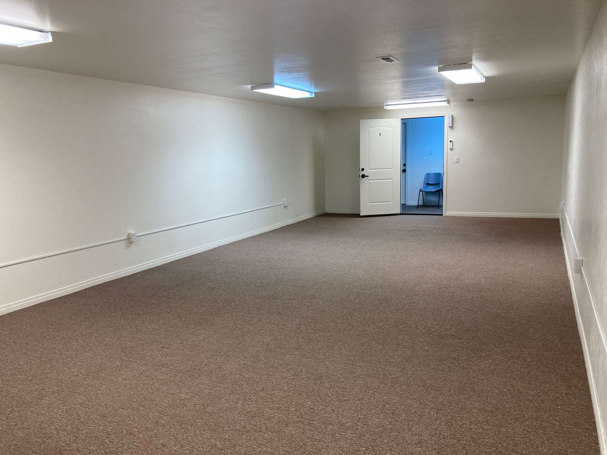 SAVAGE - Commercial Lease