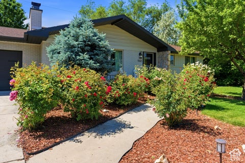 Tiny photo for 960 E SAGEHILL DR, Holladay, UT 84124 (MLS # 2190349)