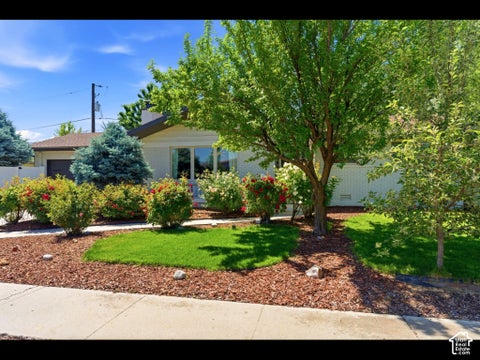 Tiny photo for 960 E SAGEHILL DR, Holladay, UT 84124 (MLS # 2190349)