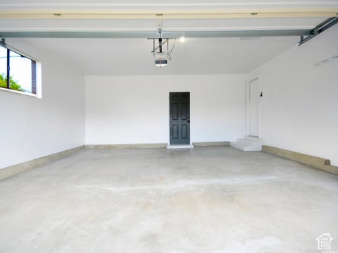 Tiny photo for 960 E SAGEHILL DR, Holladay, UT 84124 (MLS # 2190349)