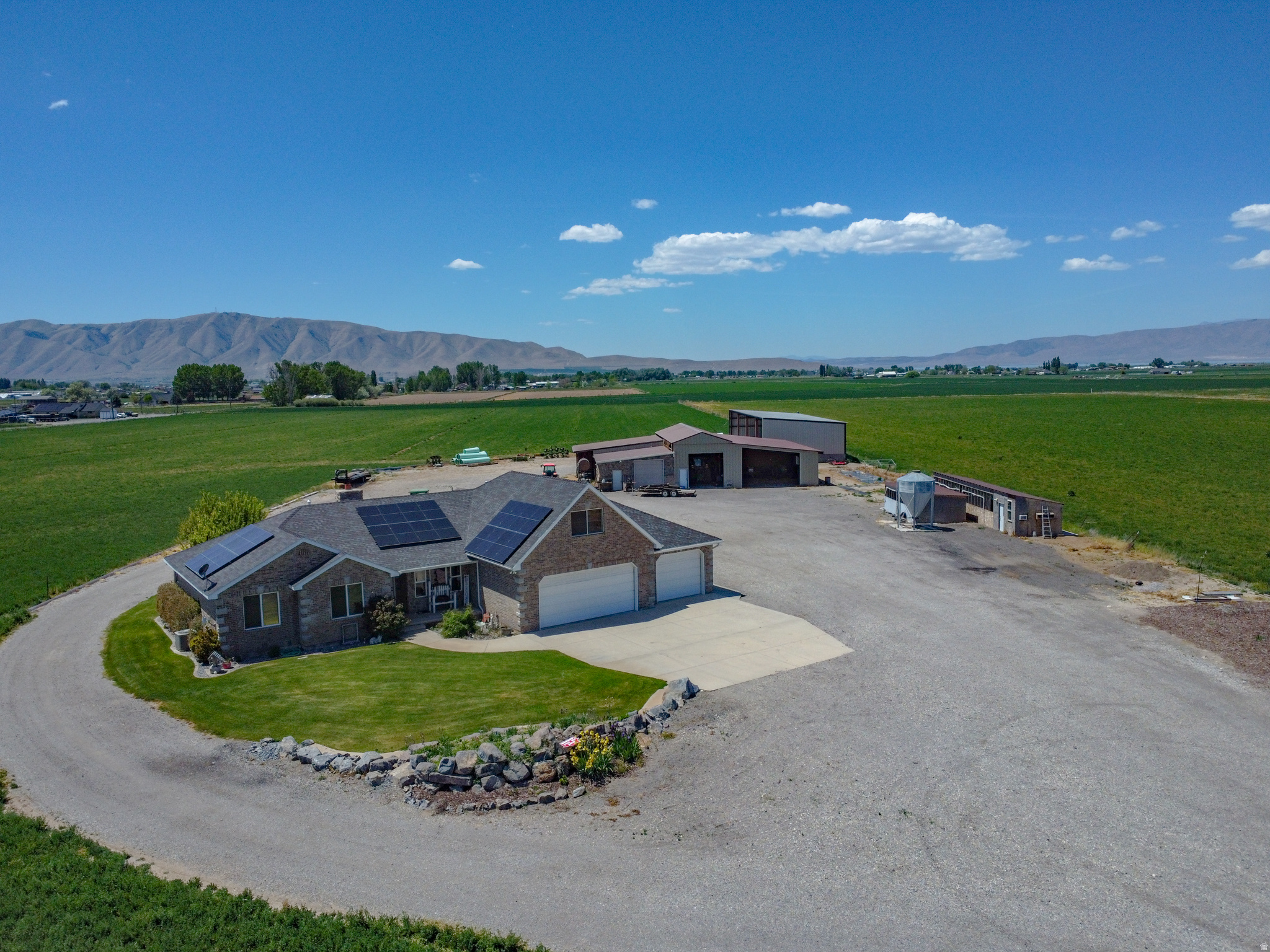 LAKESHORE - Residential