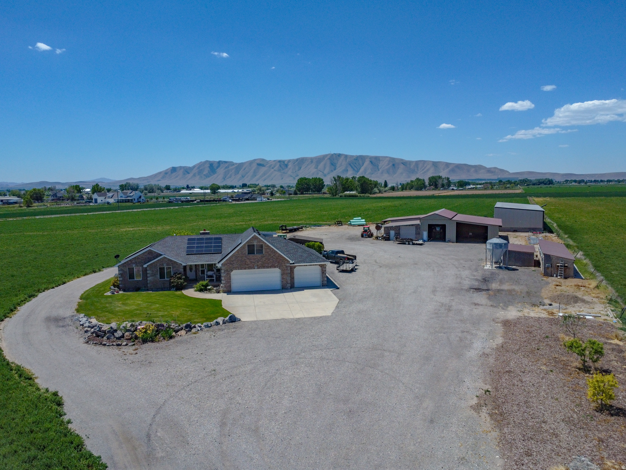 LAKESHORE - Residential