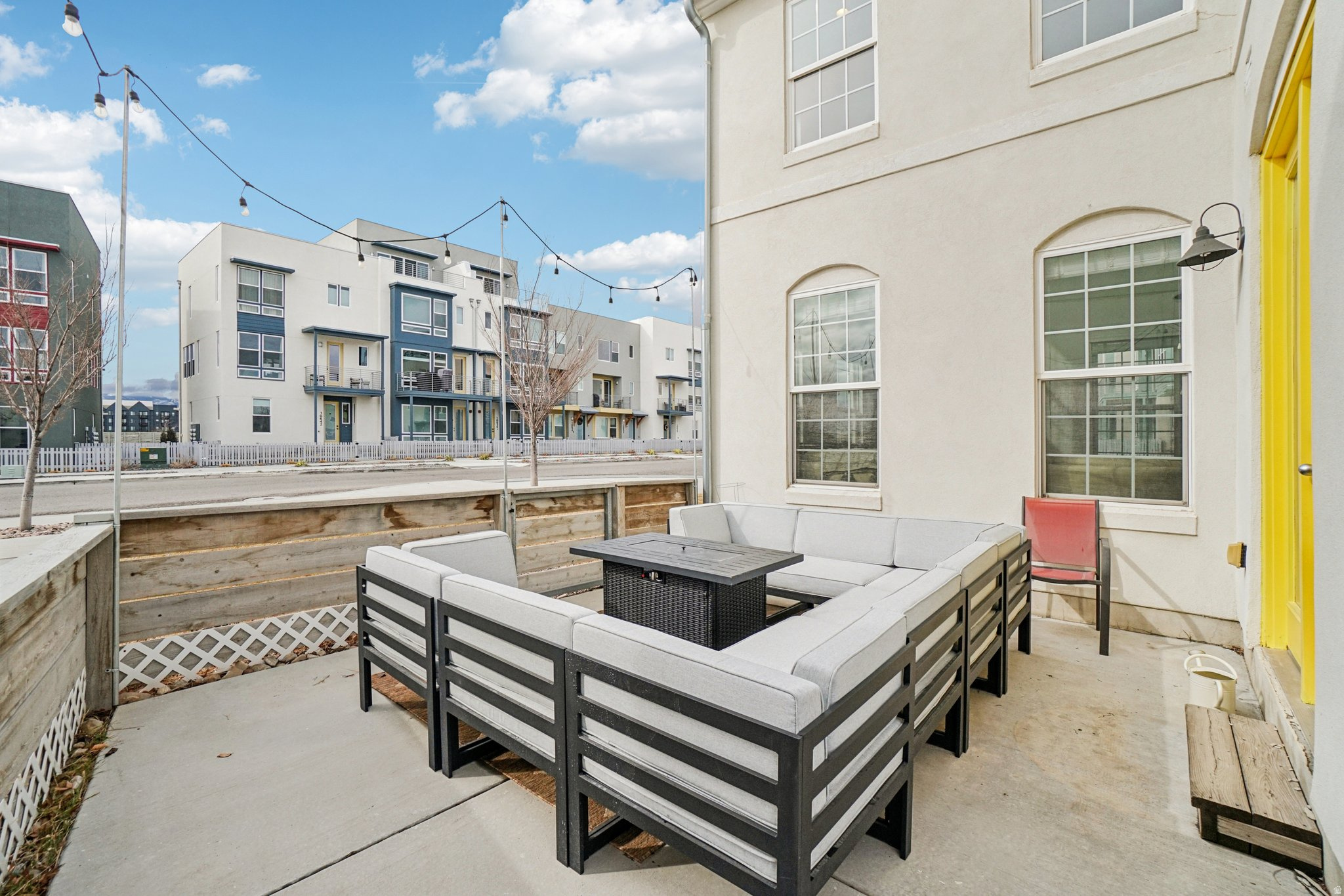 DAYBREAK CREEKSIDE - Residential