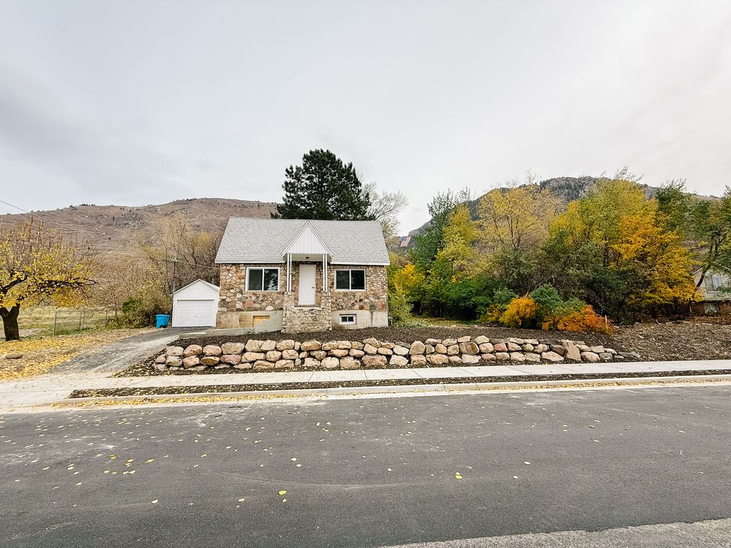 Photo of 2540 N MOUNTAIN RD, North Ogden, UT 84414 (MLS # 2137285)