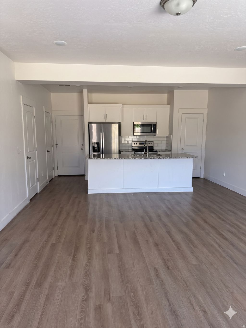Photo of 427 S 1540 E, Hyrum, UT 84319 (MLS # 2167929)