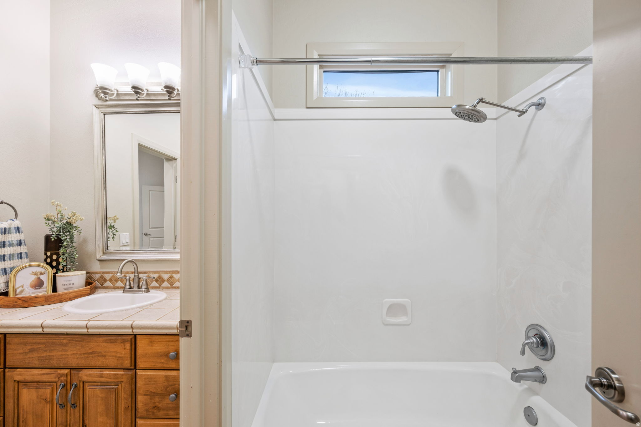 POINTE WEST EST - Residential