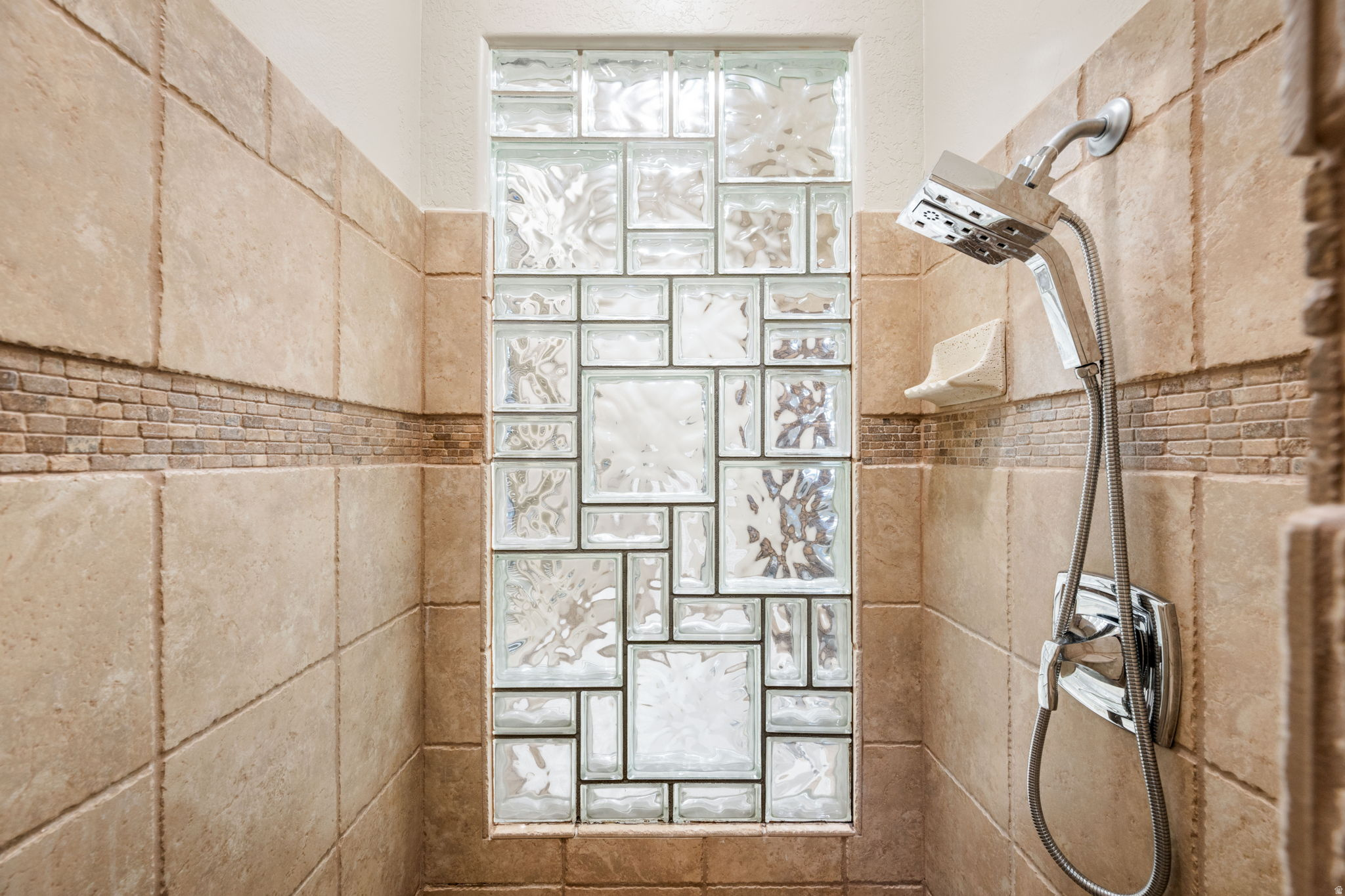 POINTE WEST EST - Residential