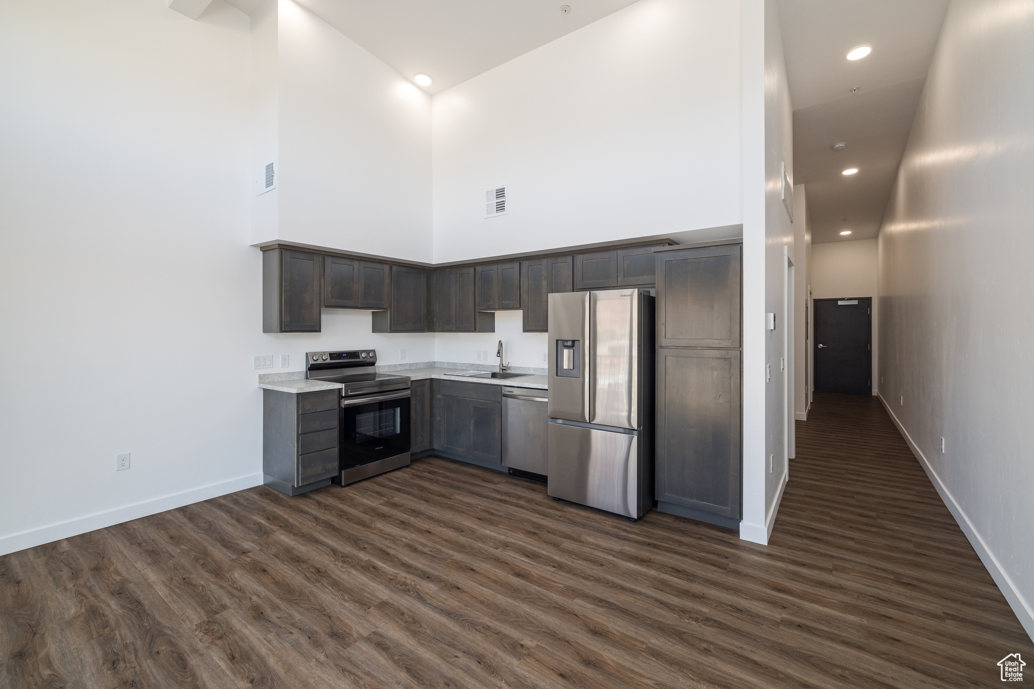 KANE CREEK CONDOMINIUMS - Residential