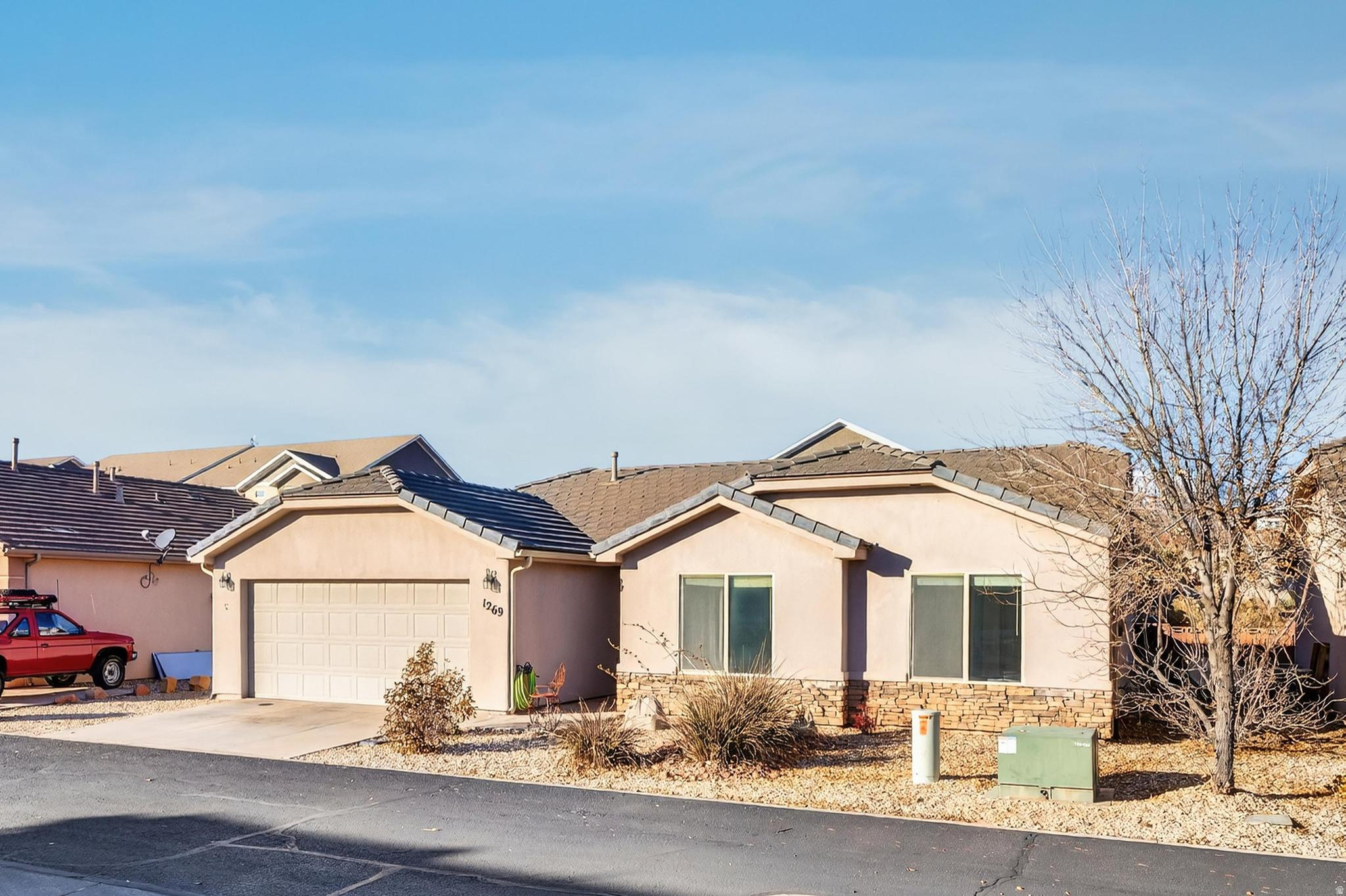 ENGLISH OAKS EST 1 AMD - Residential