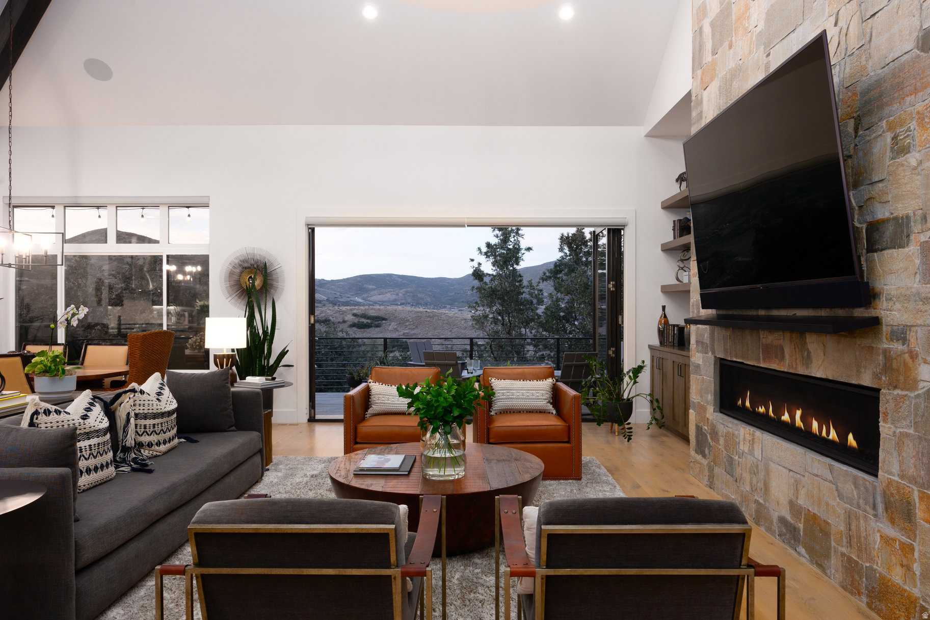 STAR HARBOUR ESTATES - Residential