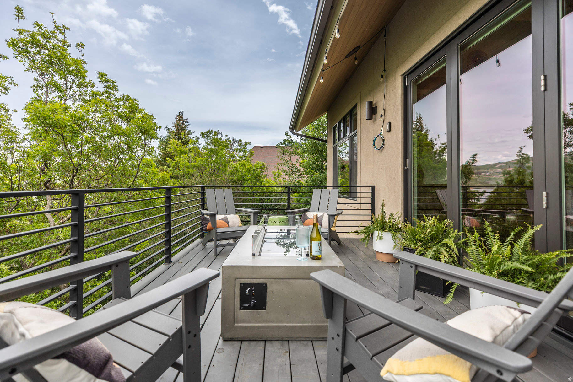 STAR HARBOUR ESTATES - Residential