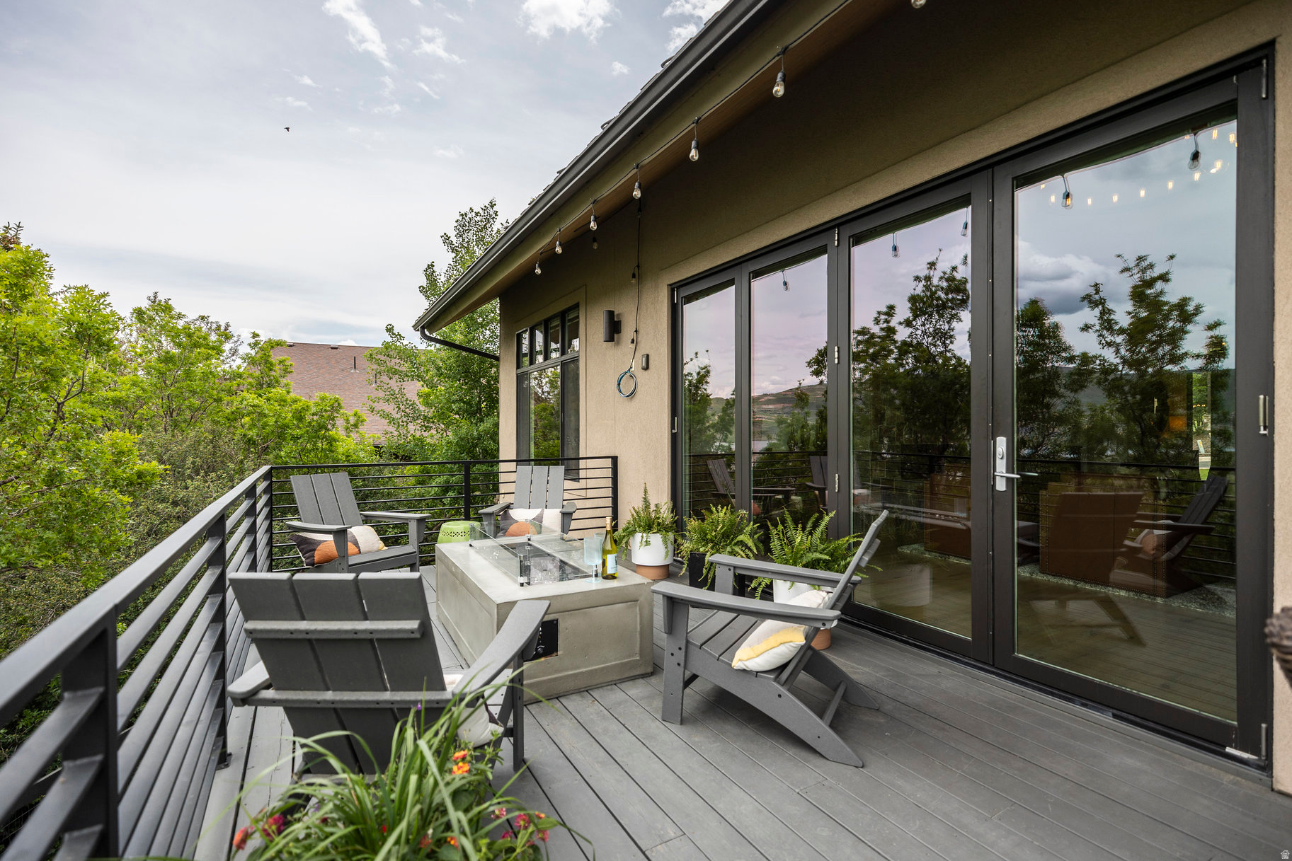 STAR HARBOUR ESTATES - Residential