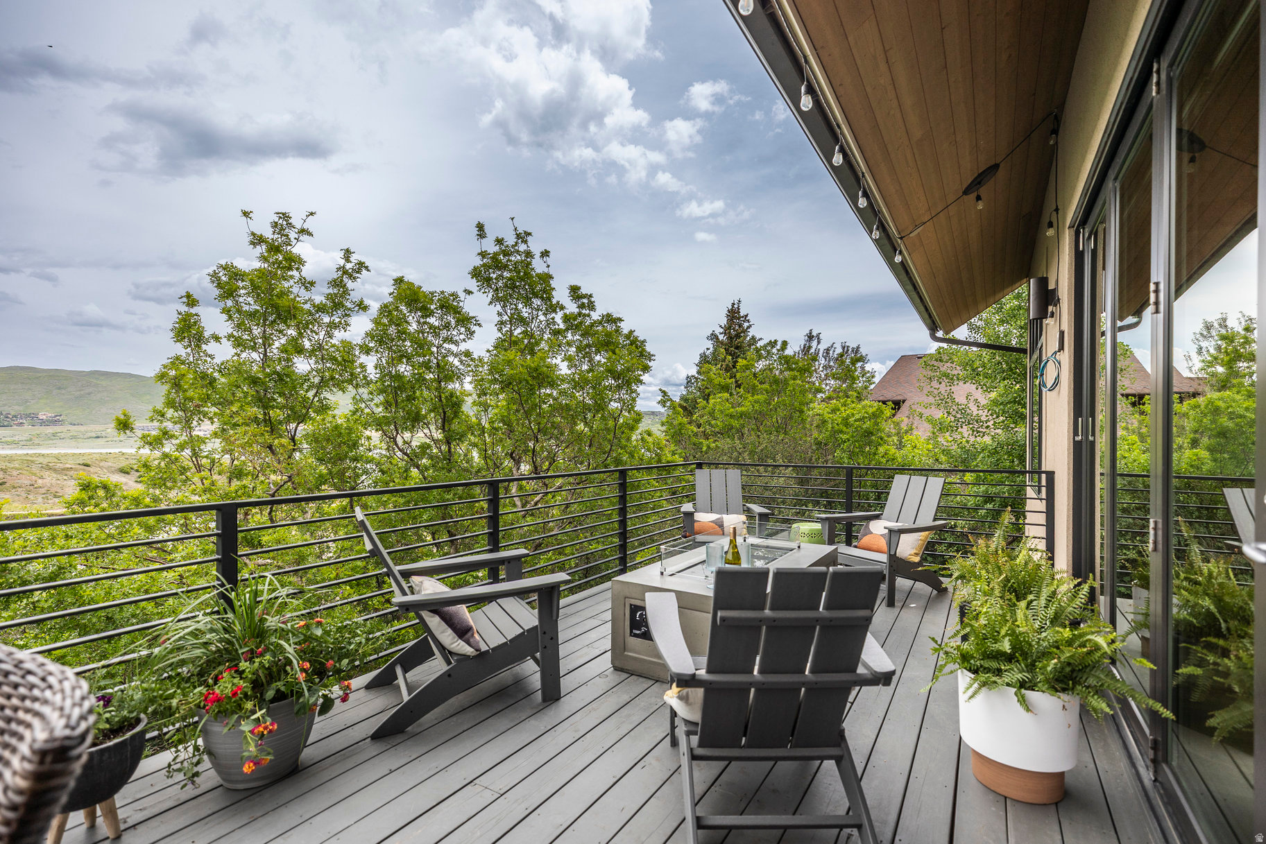 STAR HARBOUR ESTATES - Residential
