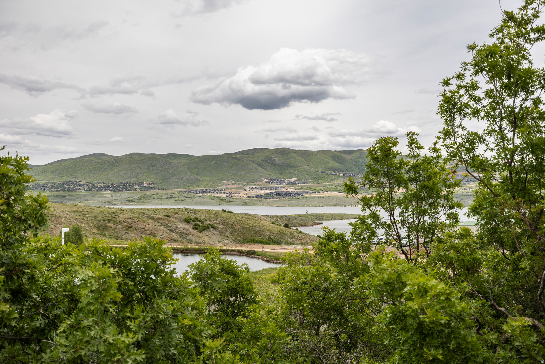 STAR HARBOUR ESTATES - Residential