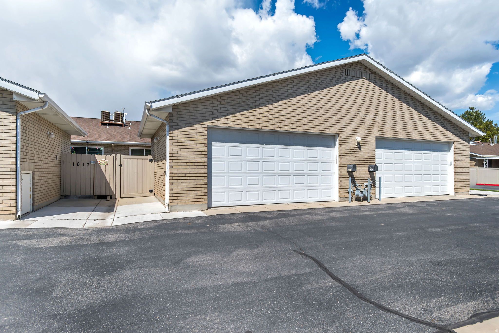 CORNERSTONE CONDO - Residential