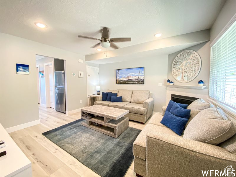HARBOR VILLAGE - Residential