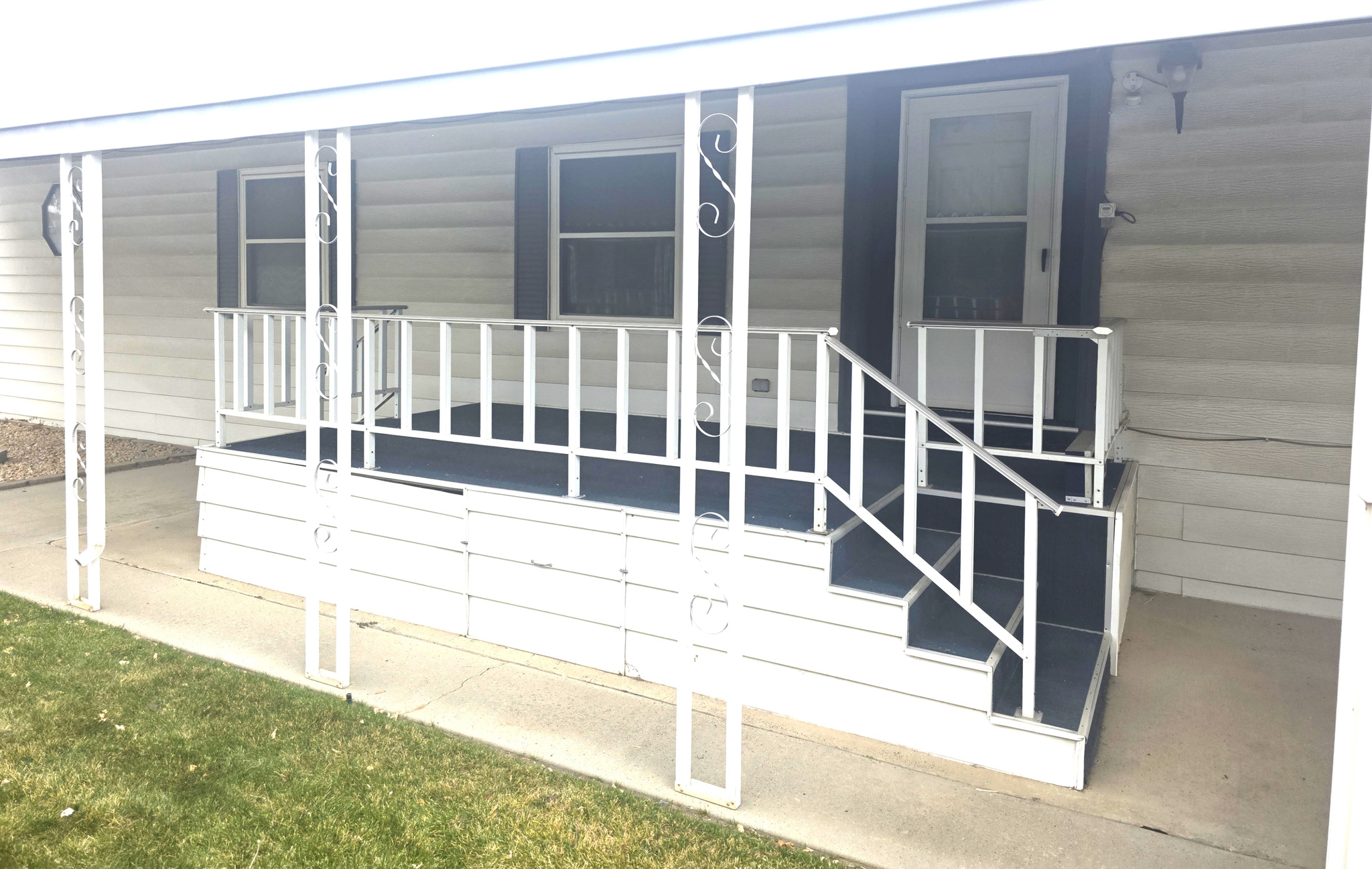 MONTE VISTA MOBILE HOME PARK - Residential