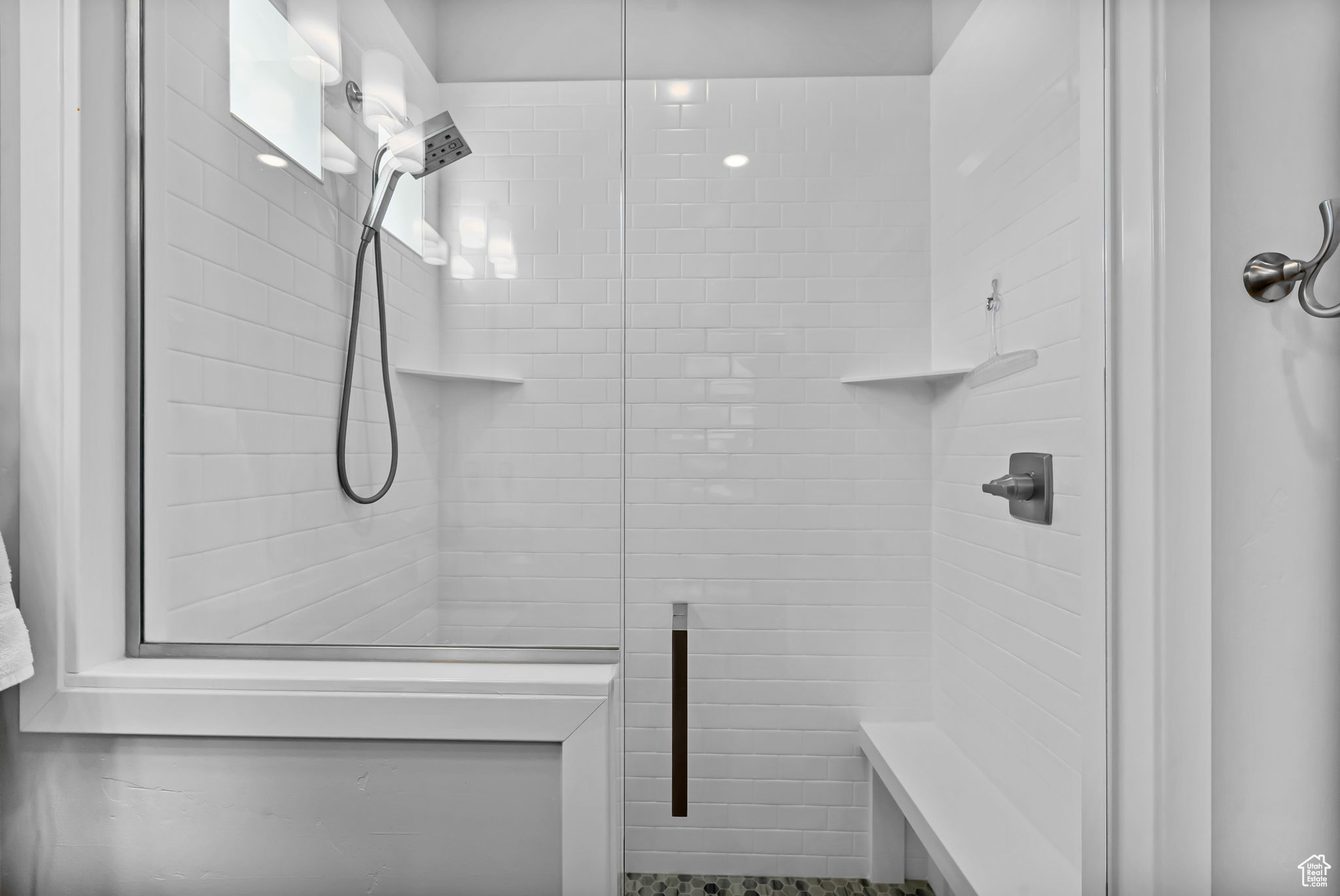 Saratoga Springs, Utah 84045, United States, 3 Bedrooms Bedrooms, ,3 BathroomsBathrooms,Residential,Active,182073