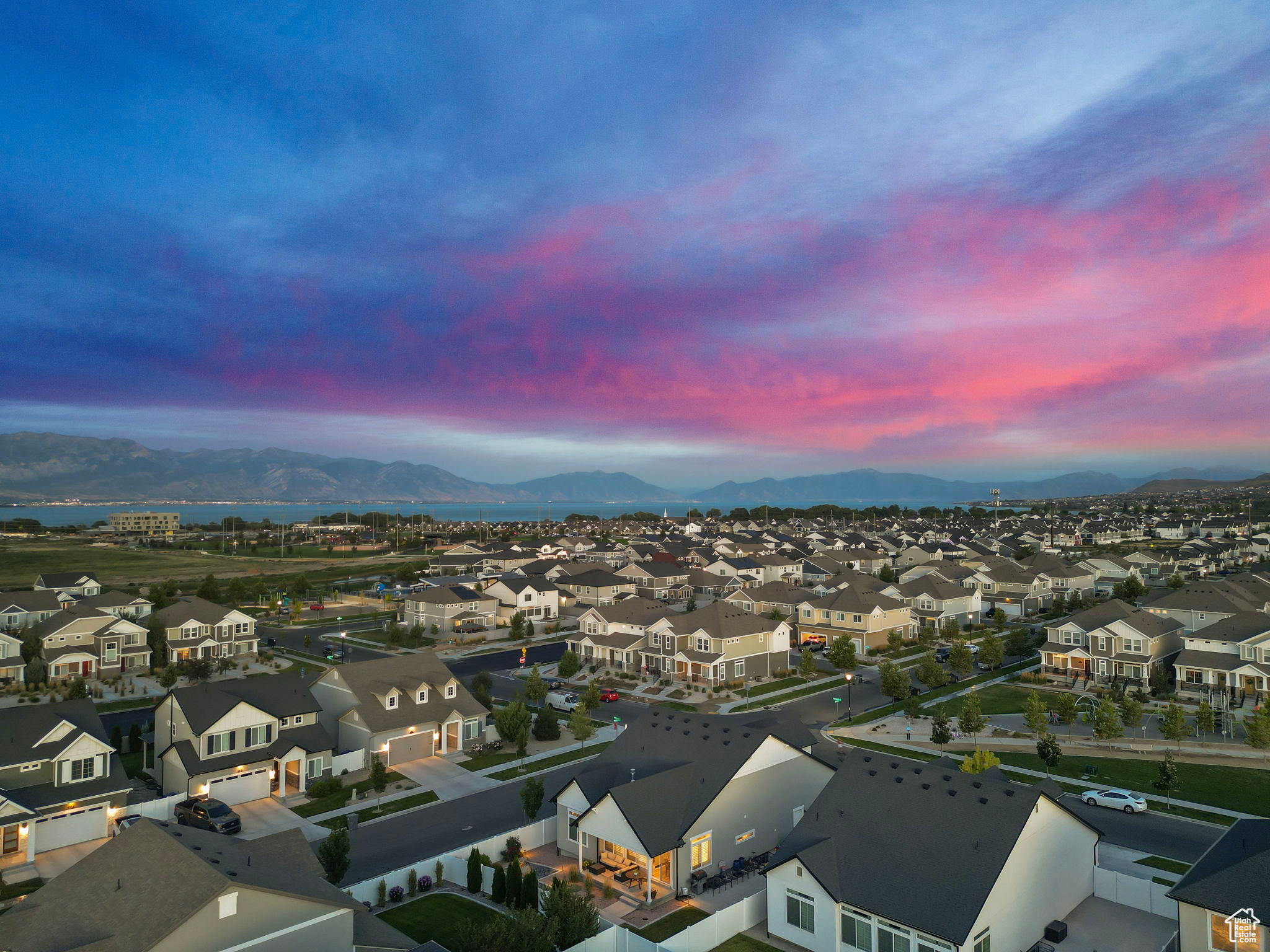 Saratoga Springs, Utah 84045, United States, 3 Bedrooms Bedrooms, ,3 BathroomsBathrooms,Residential,Active,182073