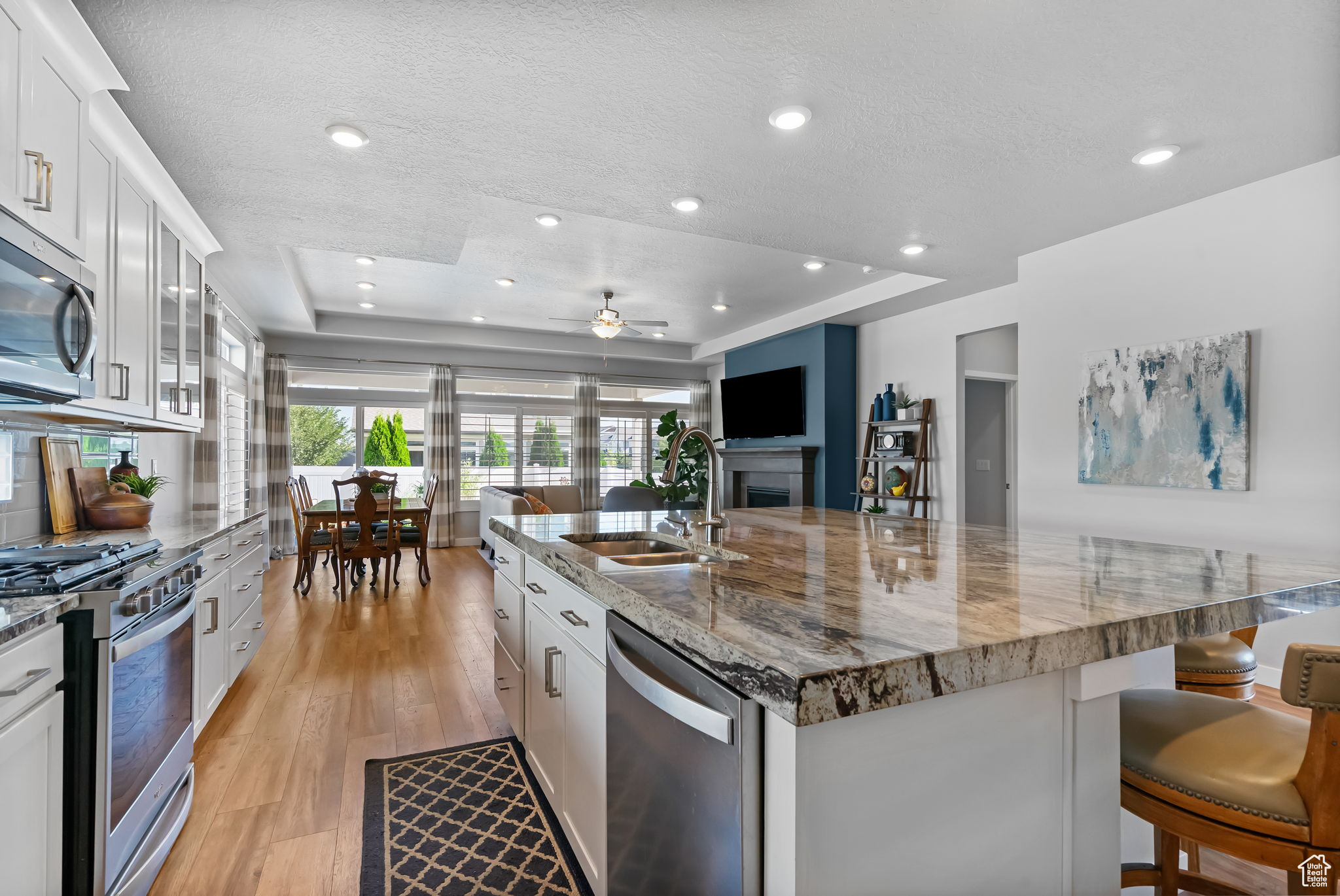 Saratoga Springs, Utah 84045, United States, 3 Bedrooms Bedrooms, ,3 BathroomsBathrooms,Residential,Active,182073