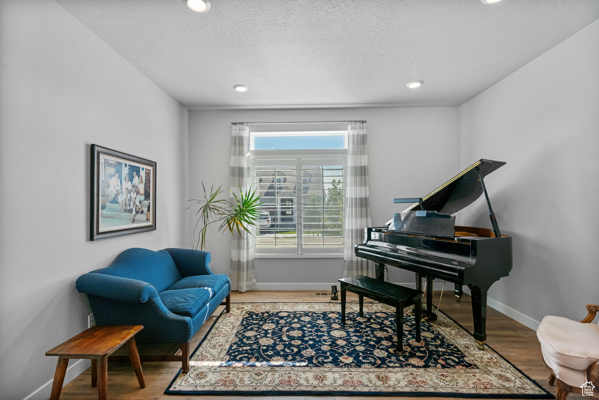 Saratoga Springs, Utah 84045, United States, 3 Bedrooms Bedrooms, ,3 BathroomsBathrooms,Residential,Active,182073