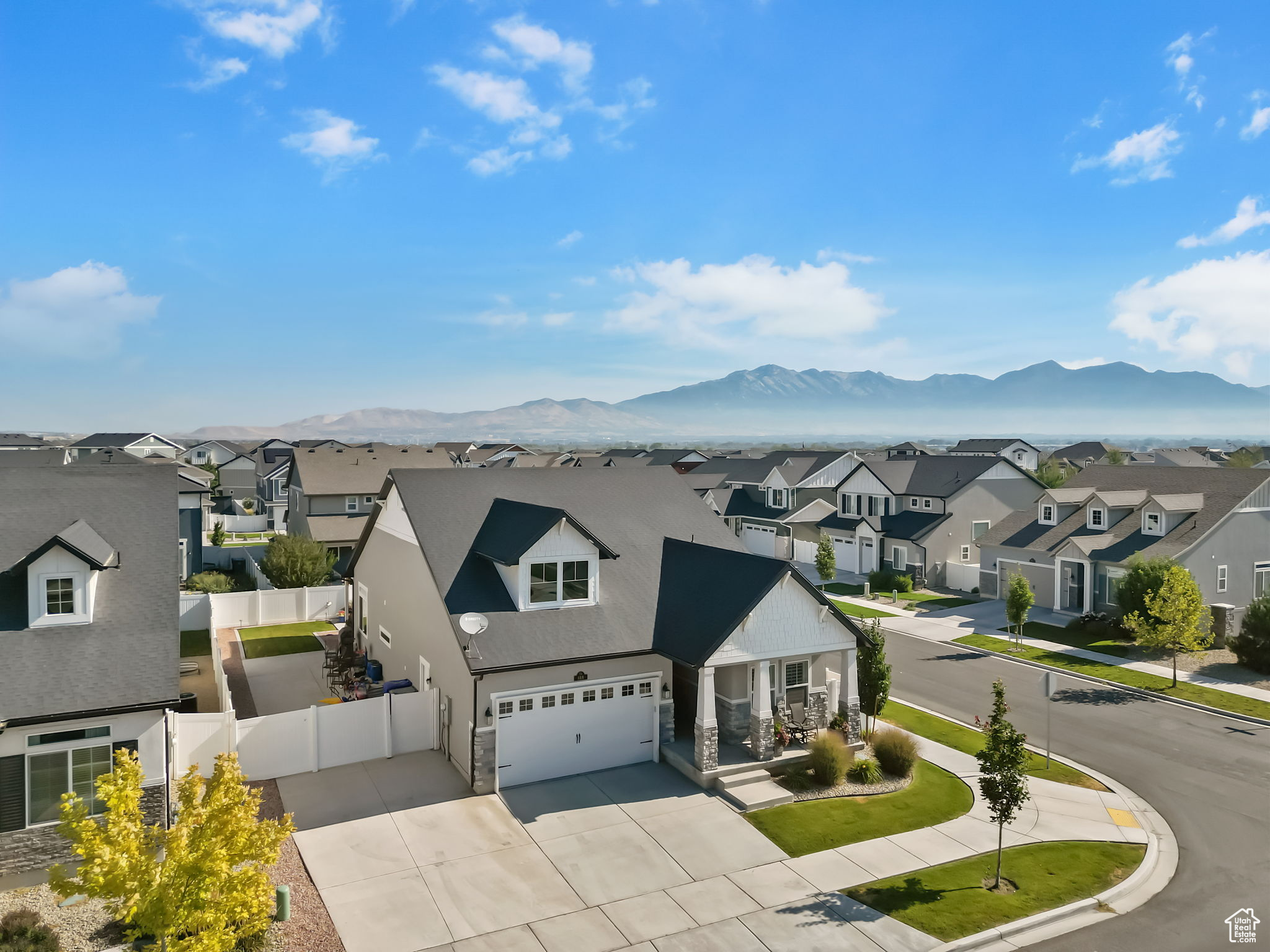 Saratoga Springs, Utah 84045, United States, 3 Bedrooms Bedrooms, ,3 BathroomsBathrooms,Residential,Active,182073