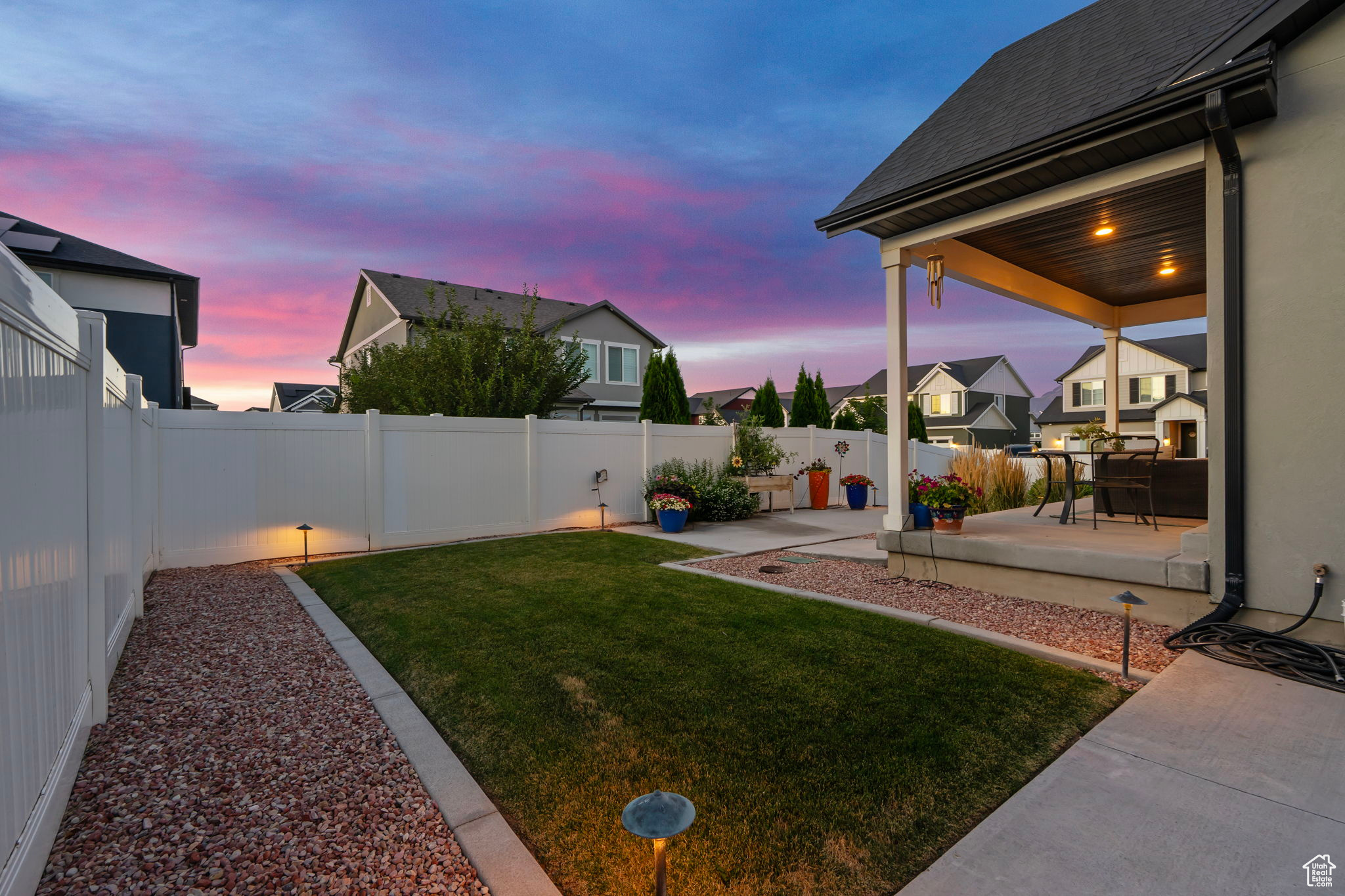 Saratoga Springs, Utah 84045, United States, 3 Bedrooms Bedrooms, ,3 BathroomsBathrooms,Residential,Active,182073