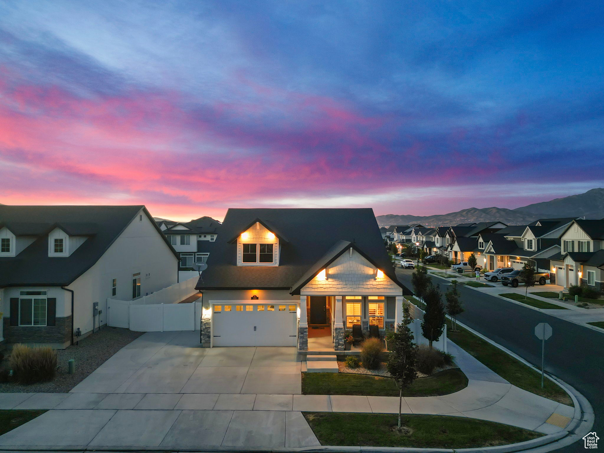 Saratoga Springs, Utah 84045, United States, 3 Bedrooms Bedrooms, ,3 BathroomsBathrooms,Residential,Active,182073