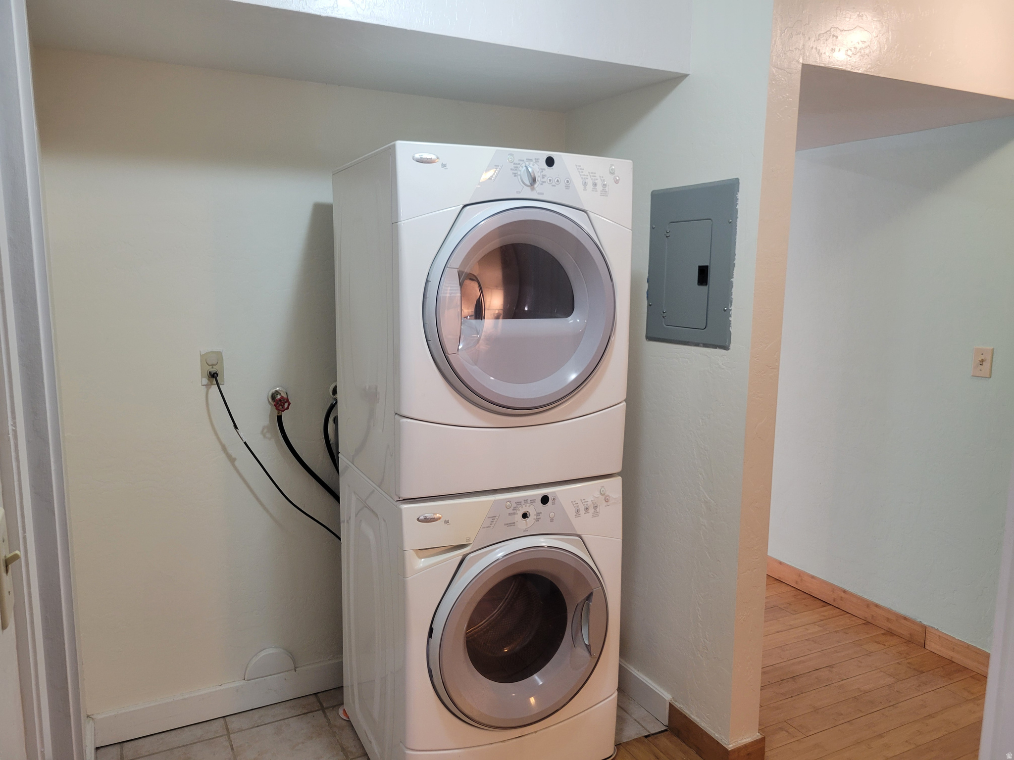 MOUNTAIN VIEW CONDOMINIUMS - Residential