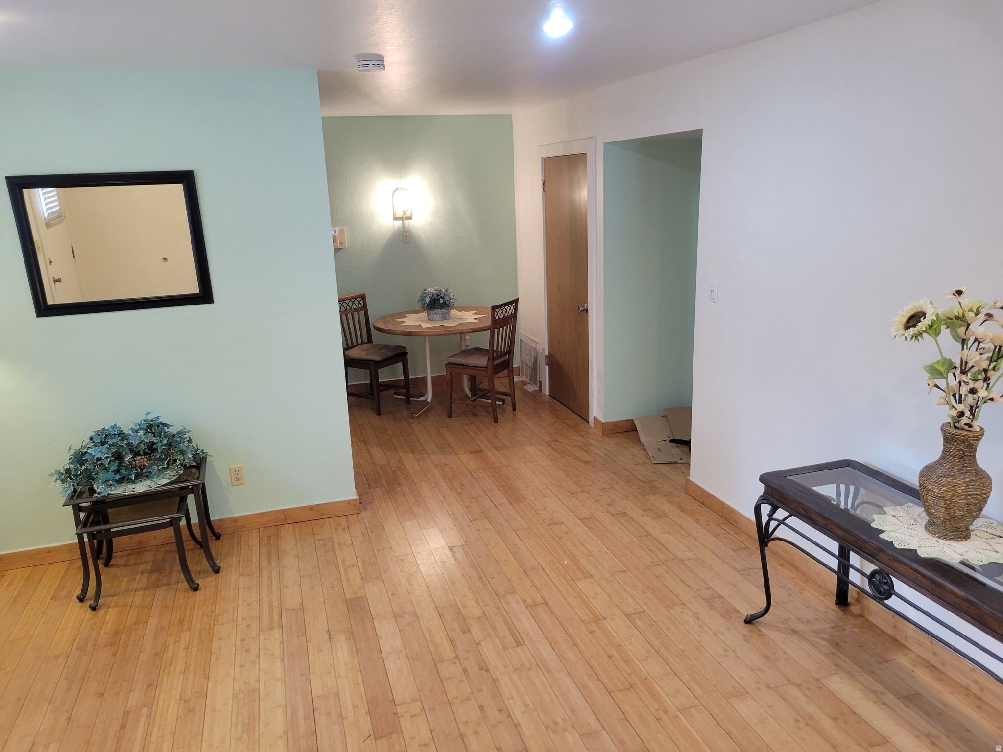 MOUNTAIN VIEW CONDOMINIUMS - Residential