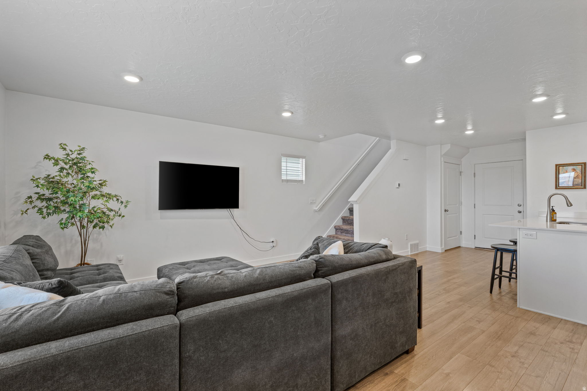 COLD SPRING RANCH - Residential