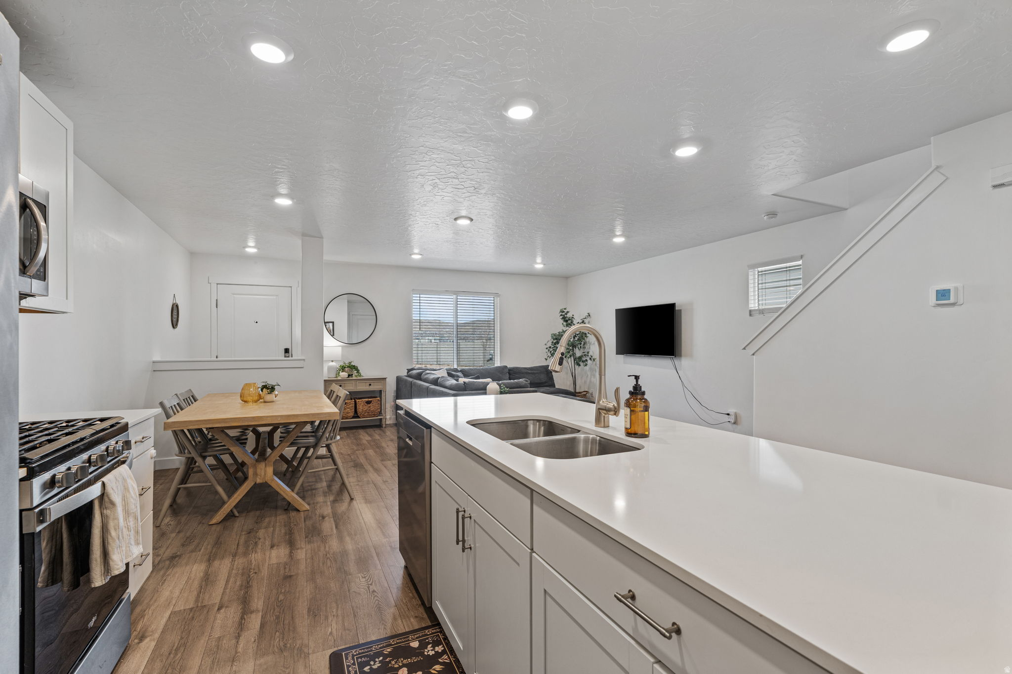 COLD SPRING RANCH - Residential