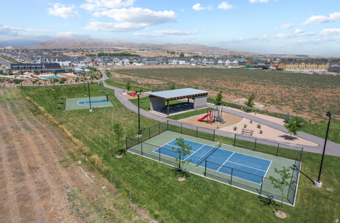 COLD SPRING RANCH - Residential