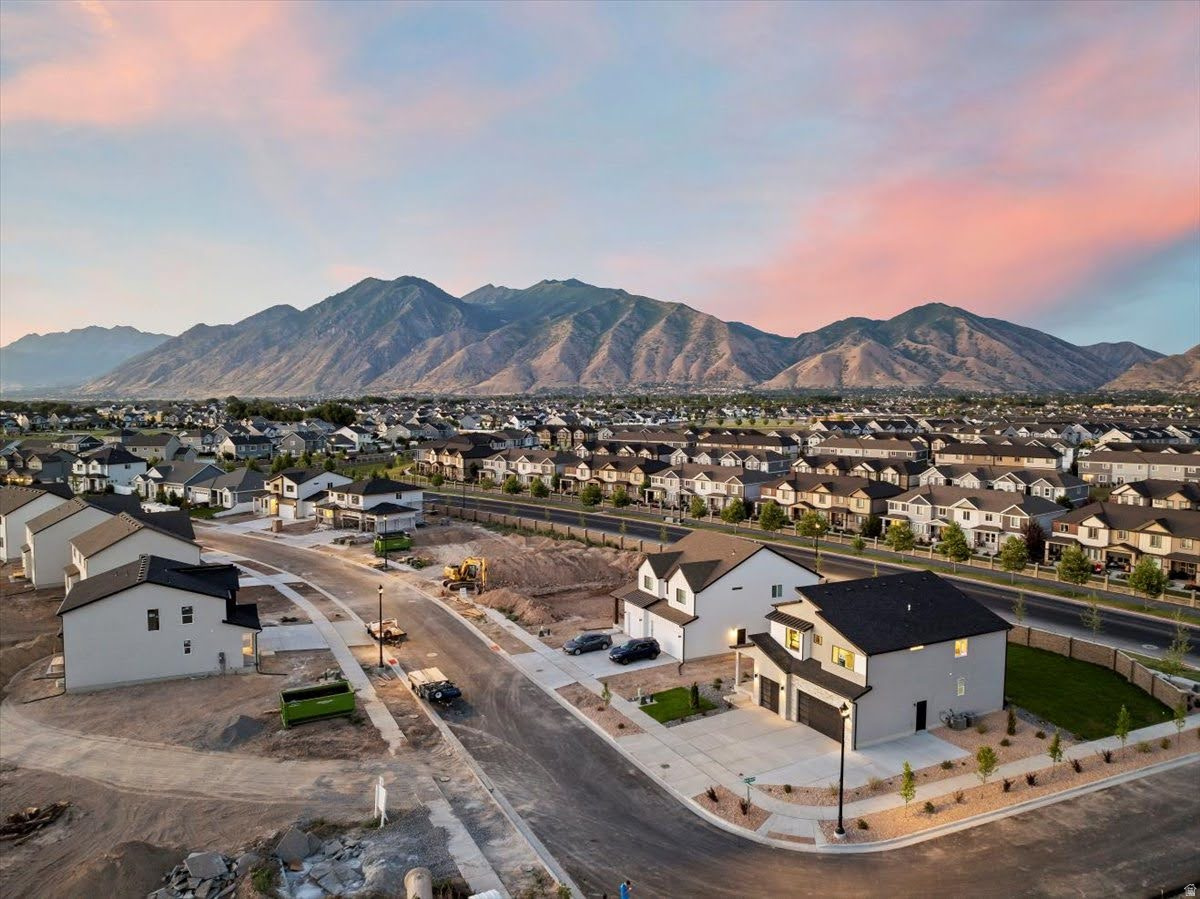 SHELLY ACRES - Residential