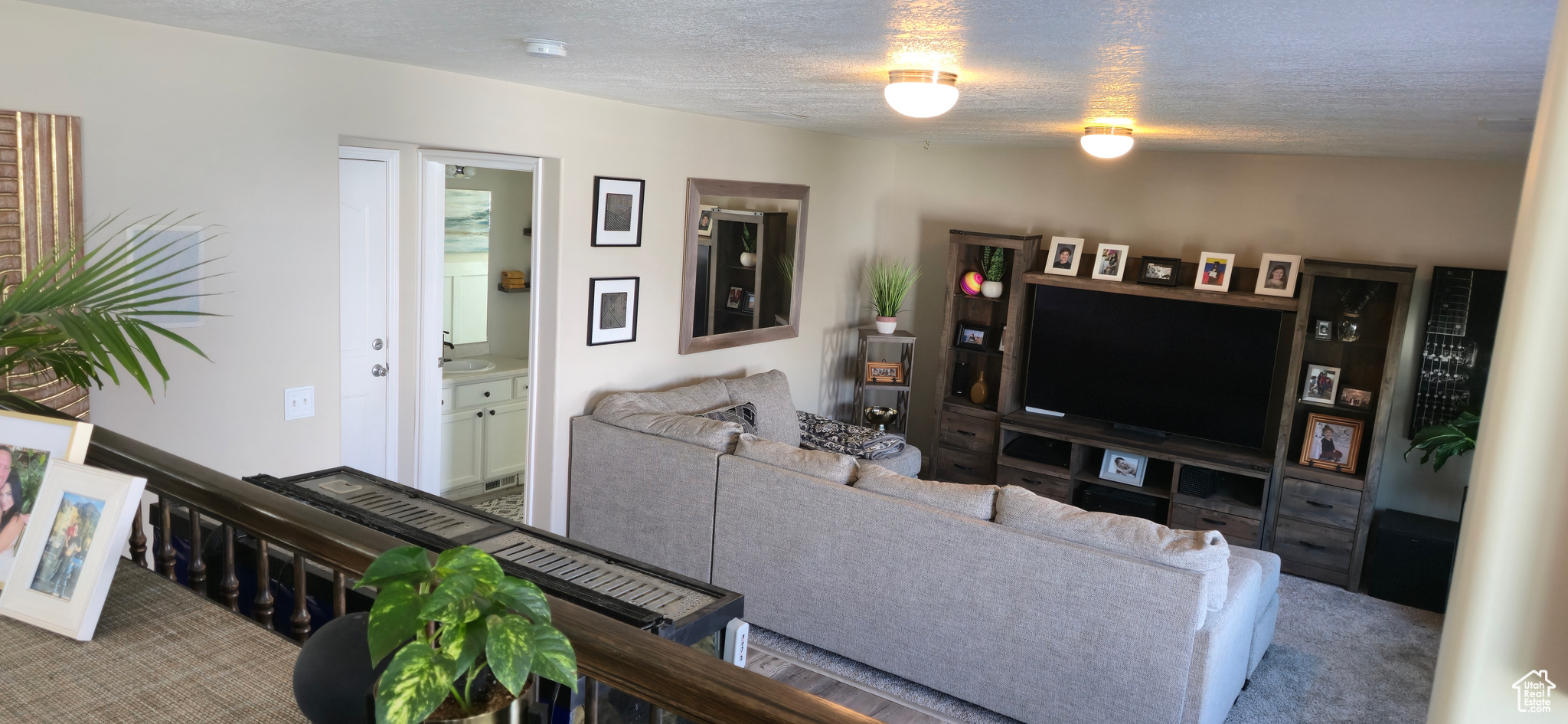 FALCON MEADOWS - Residential