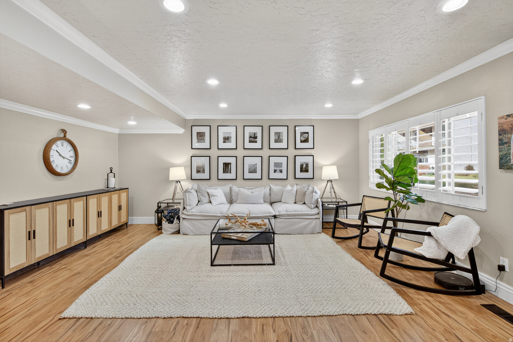 THREE FOUNTAINS - Residential