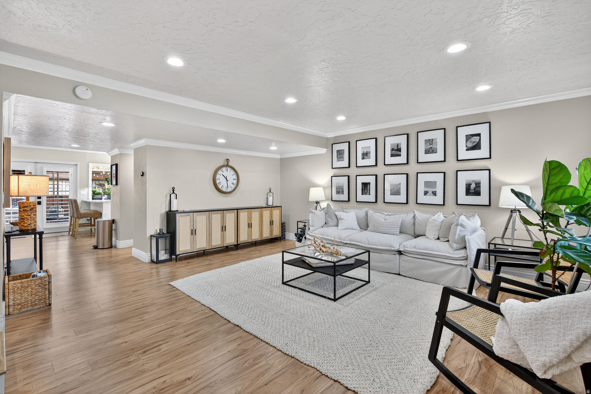 THREE FOUNTAINS - Residential