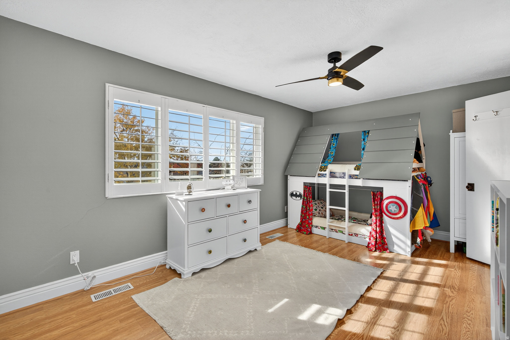 THREE FOUNTAINS - Residential