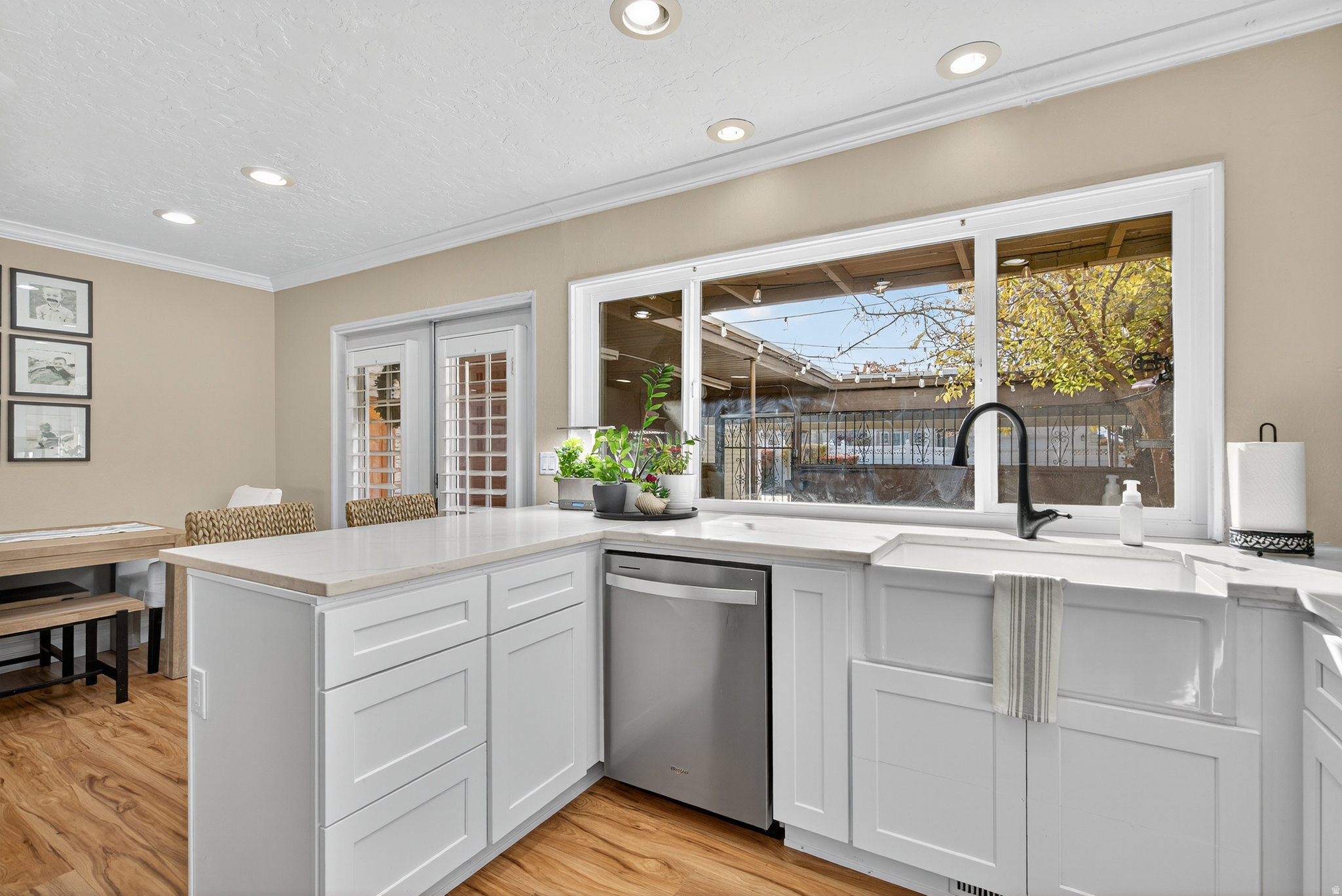 THREE FOUNTAINS - Residential