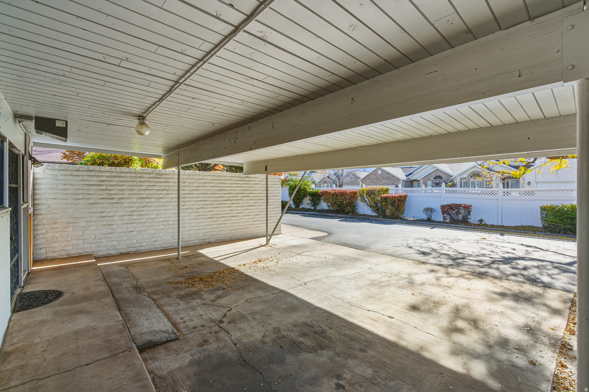 THREE FOUNTAINS - Residential