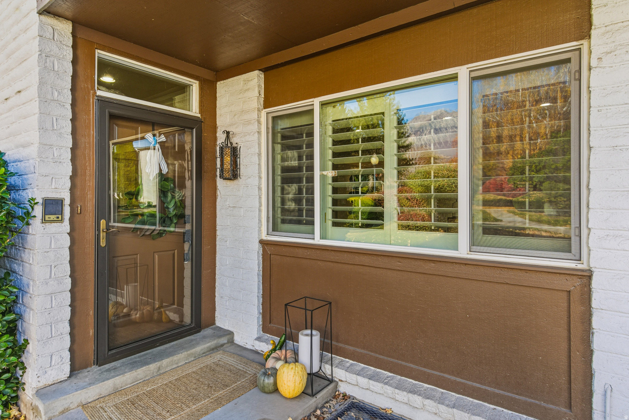 THREE FOUNTAINS - Residential