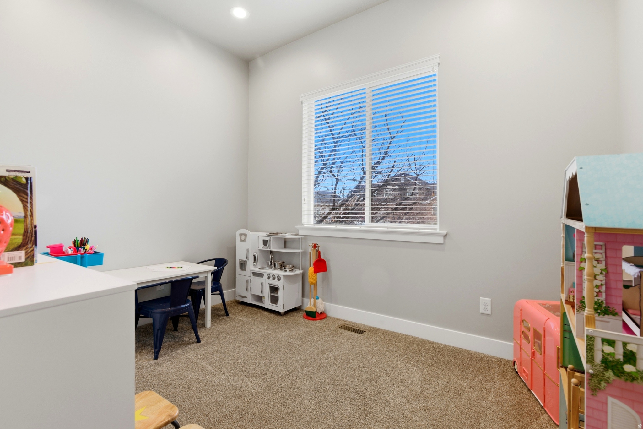 KENNINGTON PARKWAY SUBDIVISION PHASE 1 - Residential