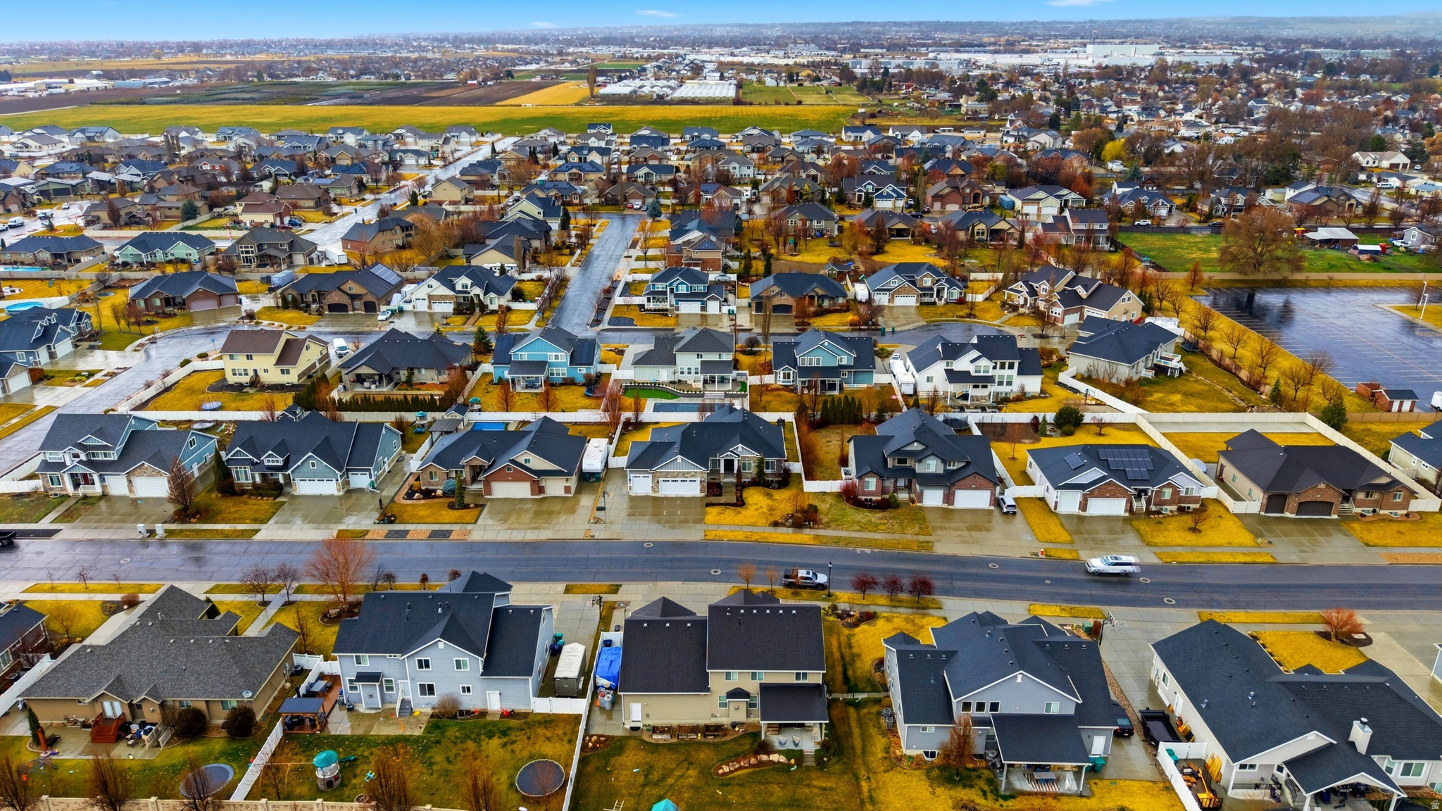 KENNINGTON PARKWAY SUBDIVISION PHASE 1 - Residential