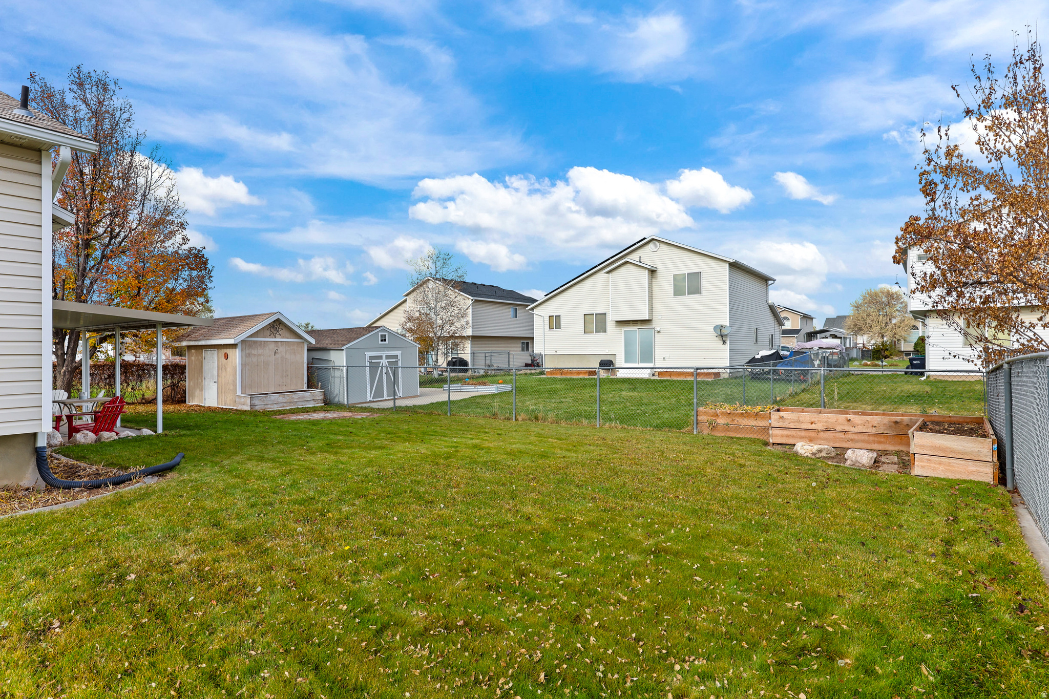 WOODMERE ESTATES - Residential