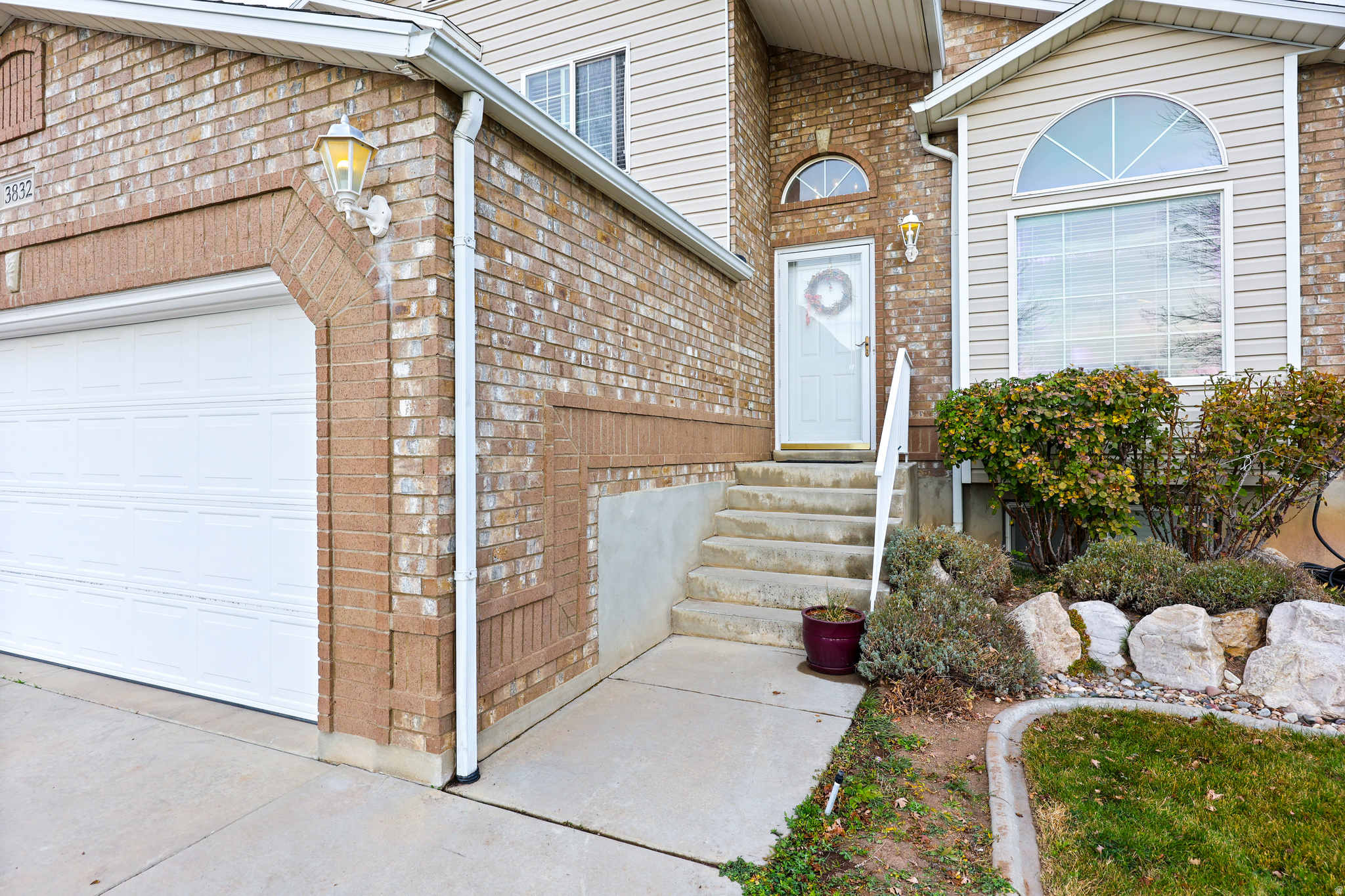 WOODMERE ESTATES - Residential