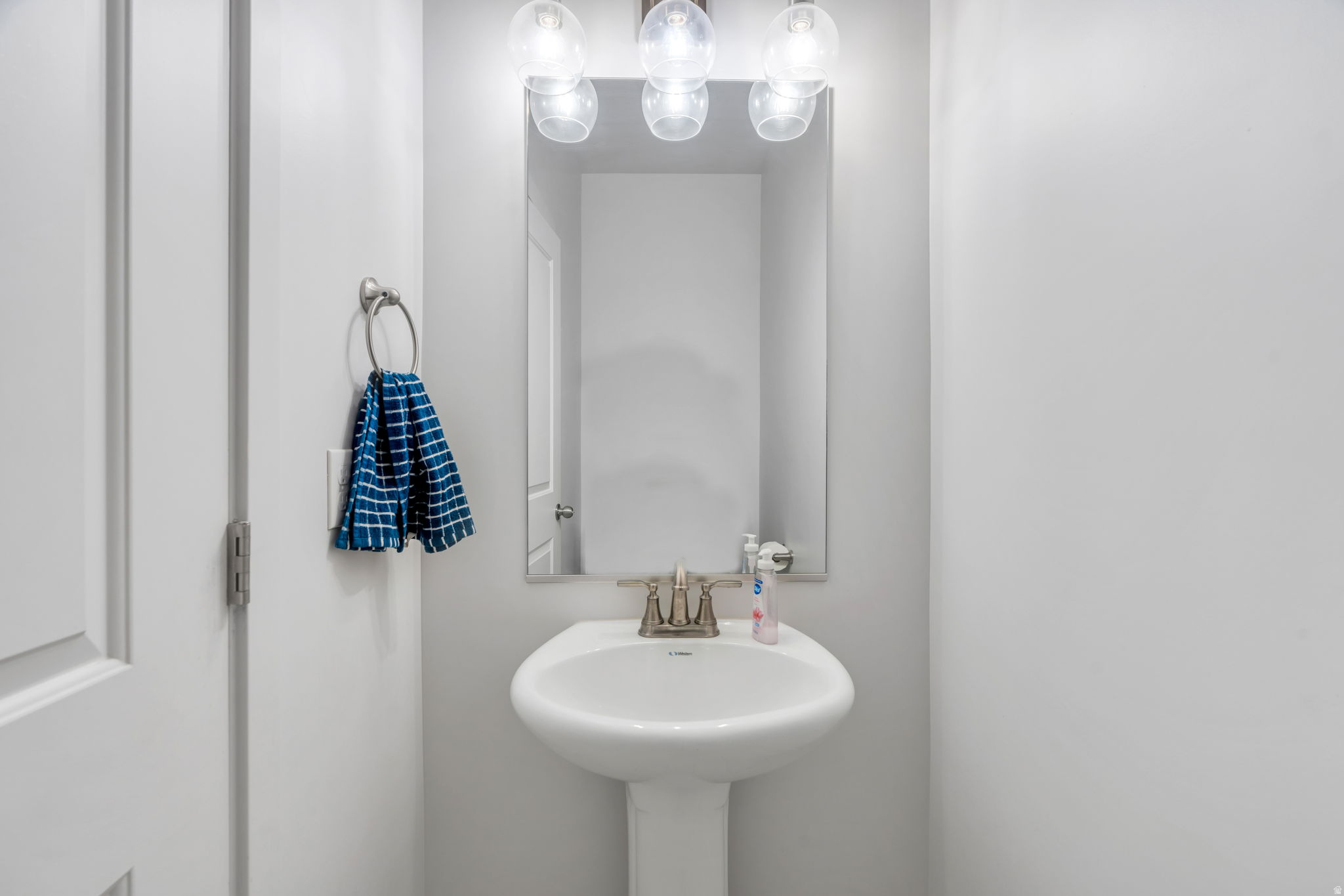 DAYBREAK - Residential