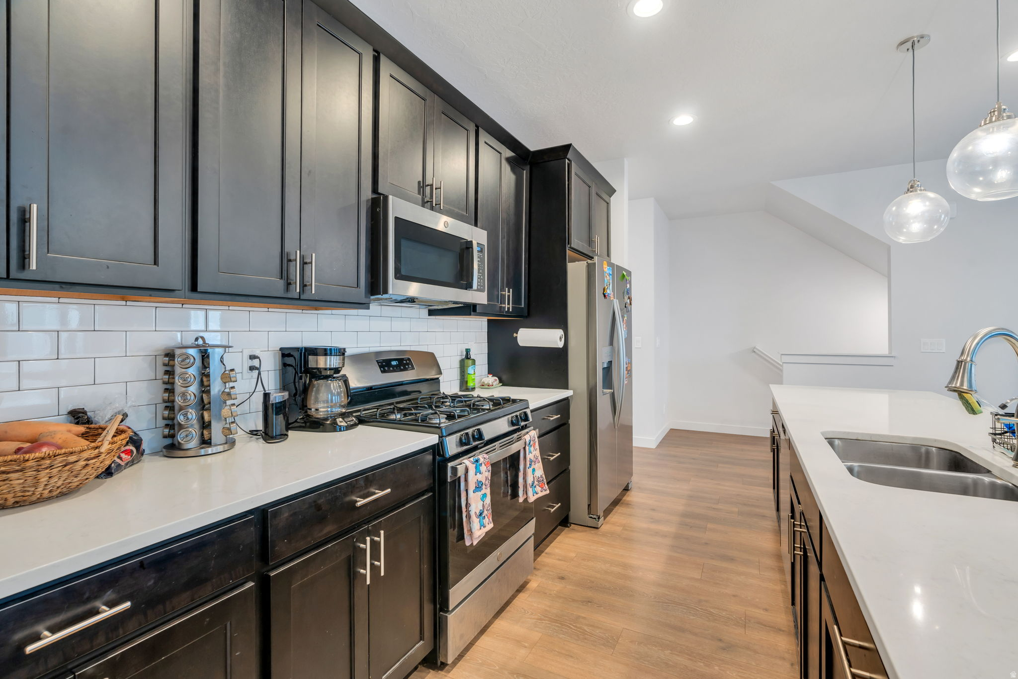 DAYBREAK - Residential