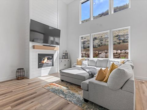 Tiny photo for 4839 W STEP ROCK LN, Herriman, UT 84096 (MLS # 2151072)