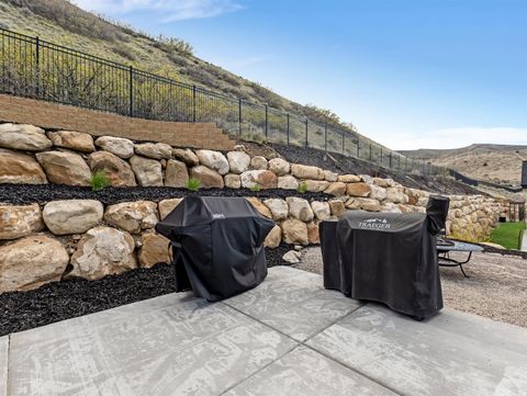 Tiny photo for 4839 W STEP ROCK LN, Herriman, UT 84096 (MLS # 2151072)