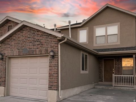Photo of 157 ARLINGTON WAY, North Ogden, UT 84414 (MLS # 2117055)